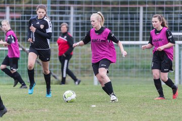 Bild 39 - Frauen Grossenasper SV - SV Steinhorst/Labenz : Ergebnis: 1:3